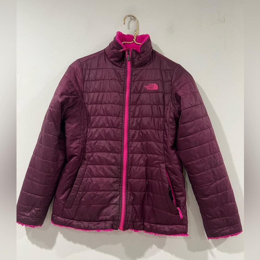 THE NORTH FACE Girls Sz L 14 -16 y
Burgundy/Pink Mossbud Swirl
Reversible Jacket
